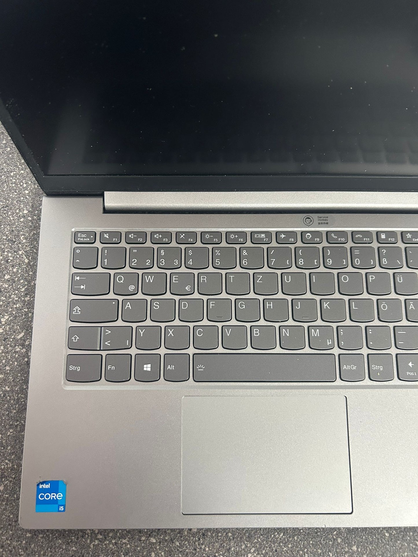 Lenovo Thinkpad 11th Gen 14''  Intel(R) Core(TM) i5-1135G7 8GB 256G @ 2.40GHz 1400 MHz