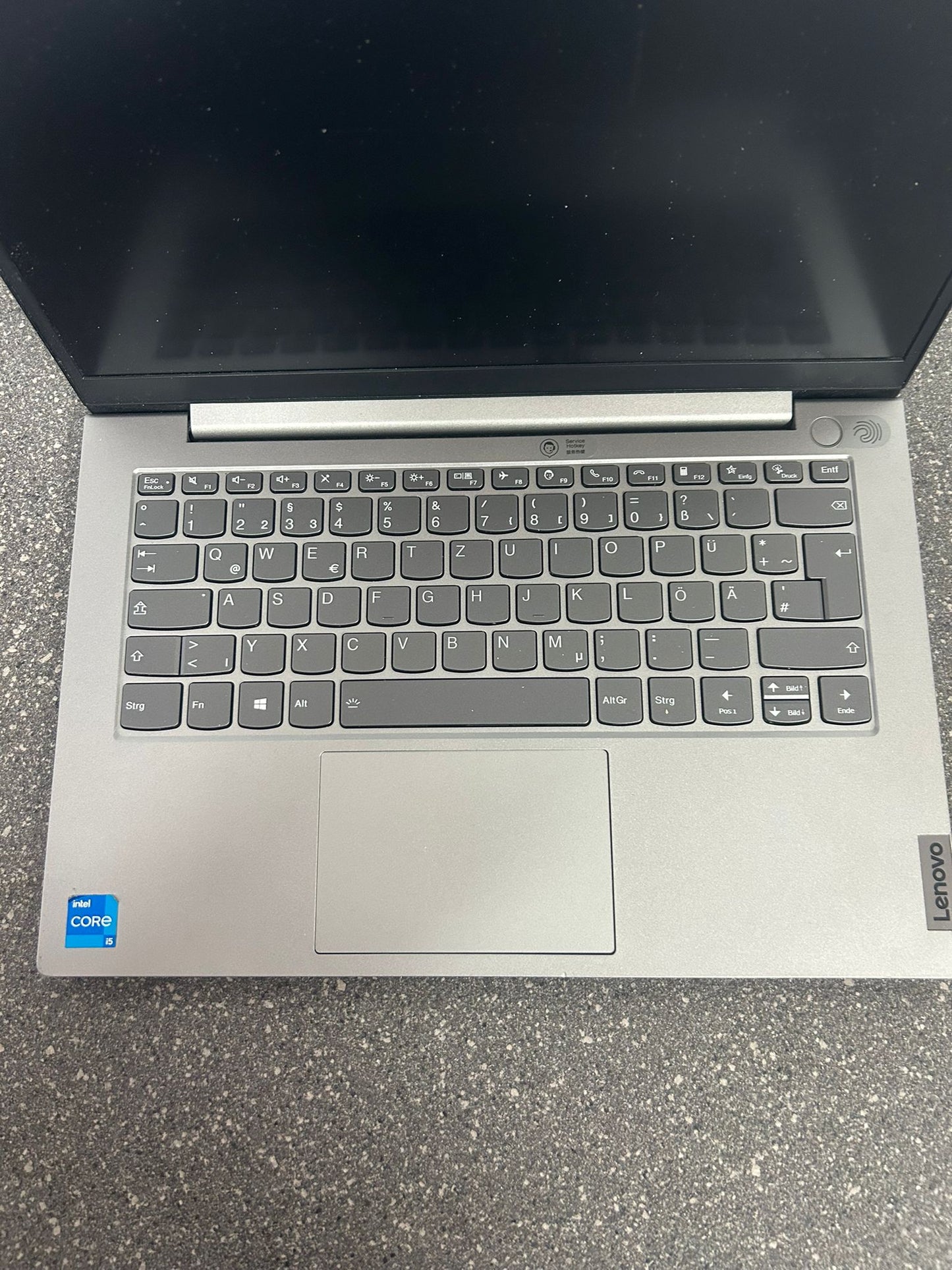 Lenovo Thinkpad 11th Gen 14''  Intel(R) Core(TM) i5-1135G7 8GB 256G @ 2.40GHz 1400 MHz