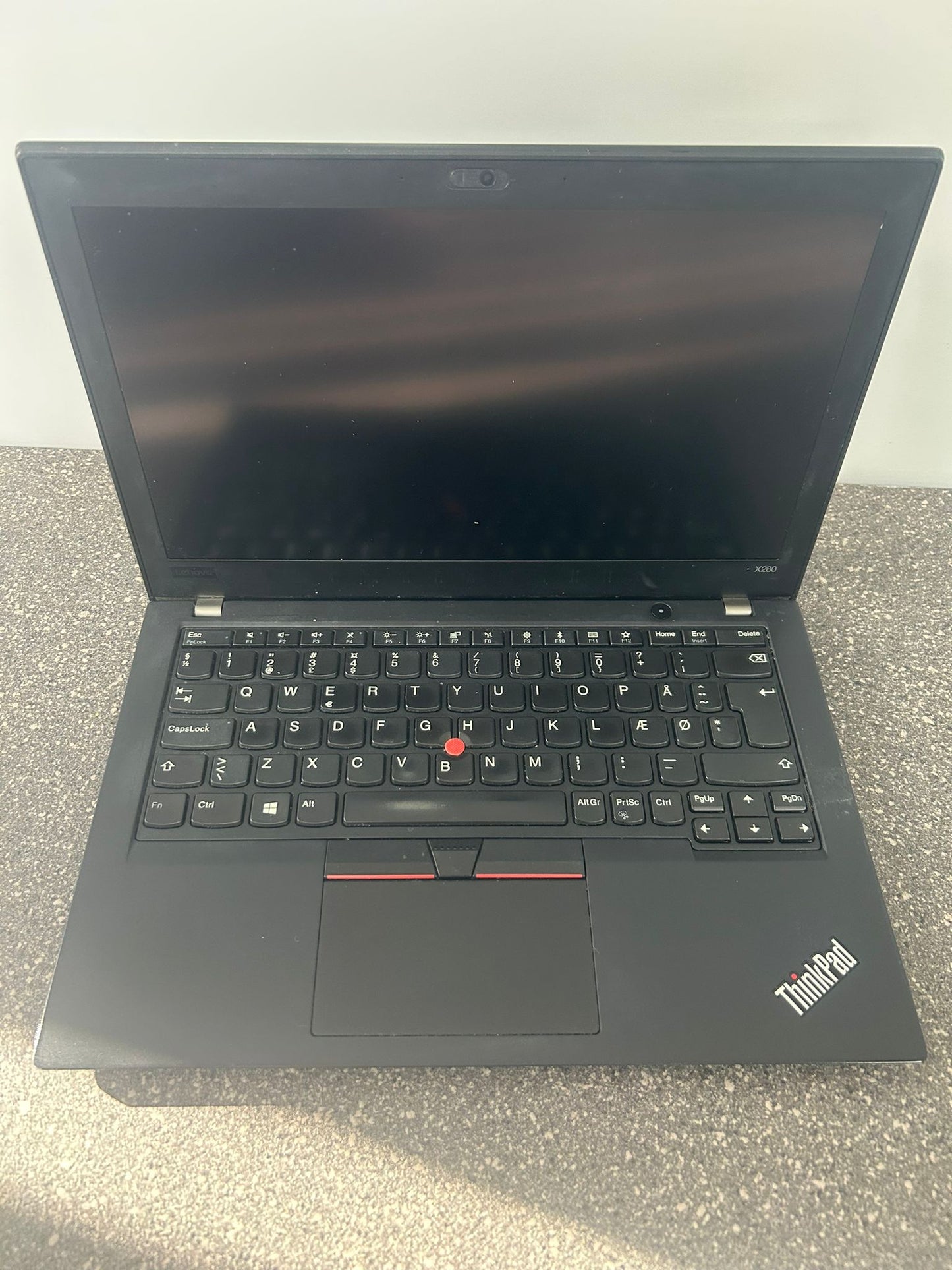 Lenovo Thinkpad X280 12.5'' Intel(R) Core(TM) i5-8350U 8GB 256GB 1.7 GHz