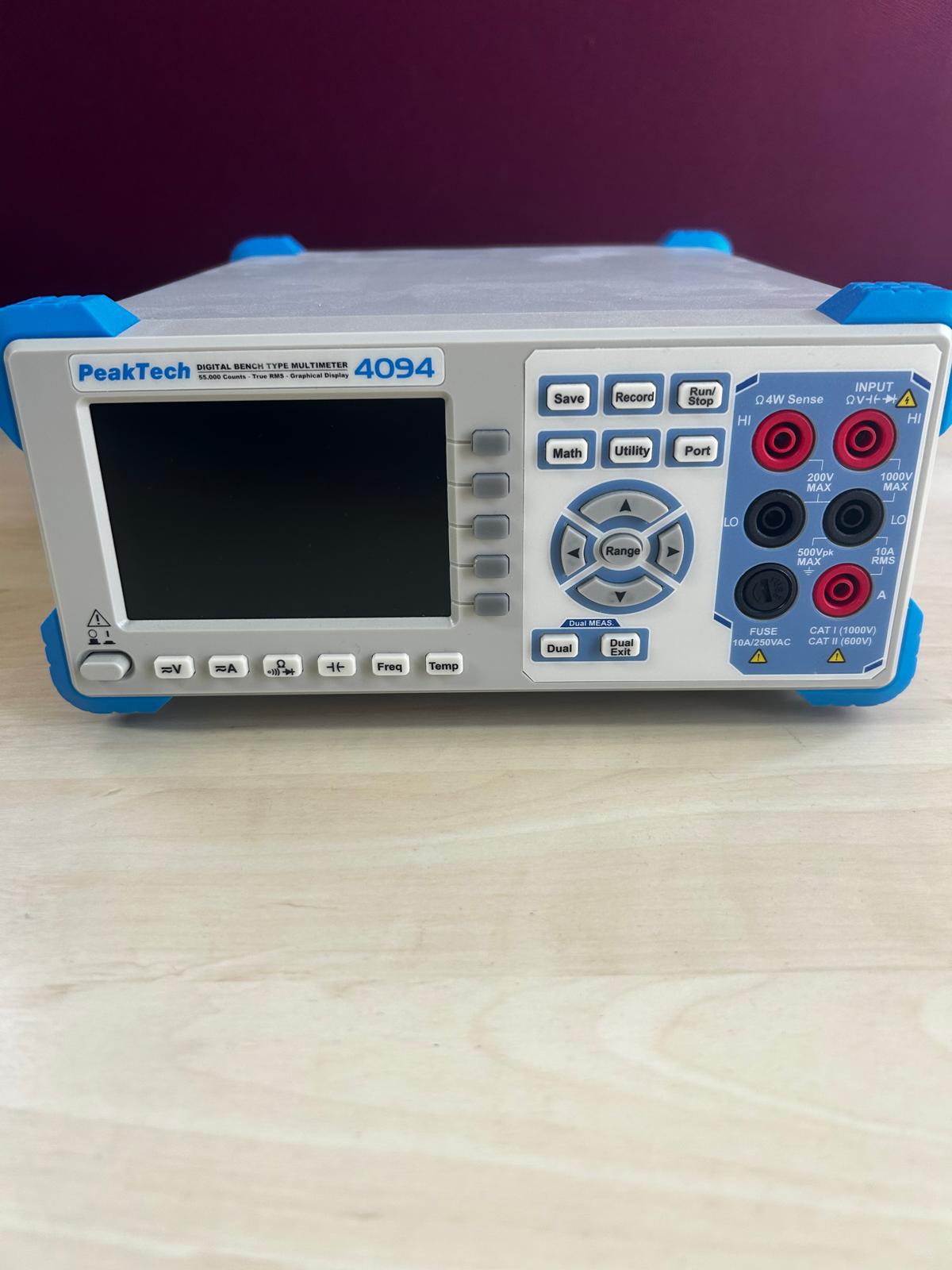 PeakTech P 4094 Tischmultimeter 55.000 Counts, TFT-Display, RS-232  Präzises True RMS Messgerät für Labor & Industrie