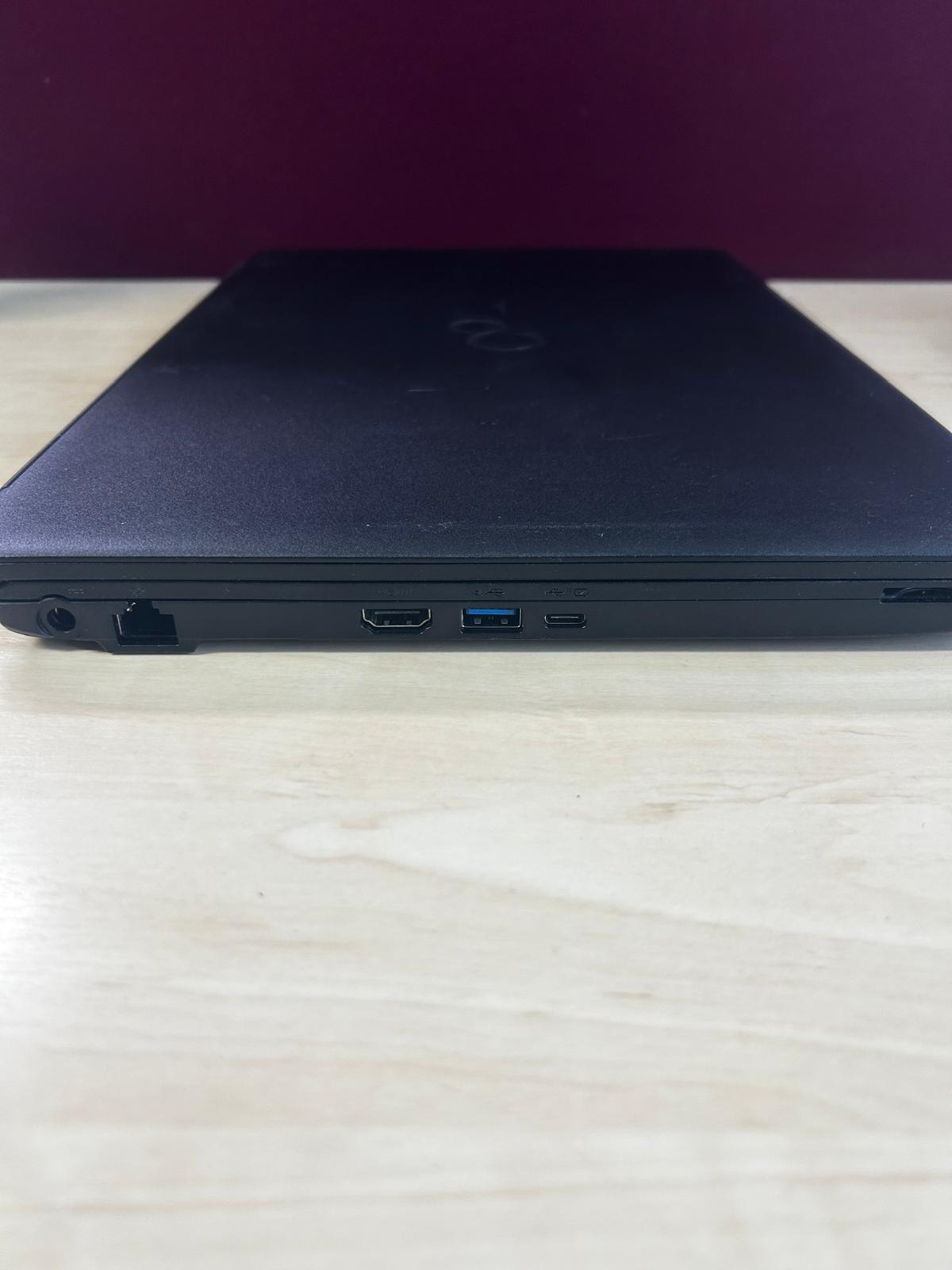 Fujitsu Lifebook A3510 15" Intel i3-1005G1 DVD 8GB 256GB