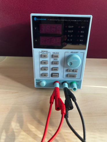 Sunshine P-3005A DC Power Supply, Geregeltes Gleichstromnetzteil (0–30 V, 0–5 A)