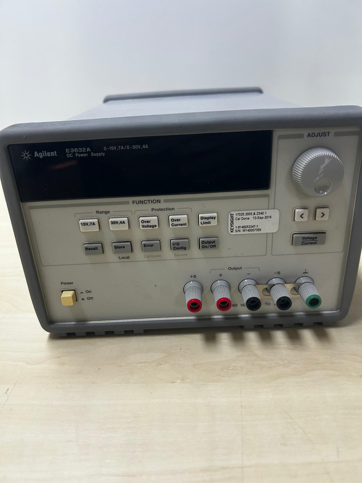 Agilent HP E3632A Power Supply DC Netzteil 0-15 V, 7A/0-30V, 4A