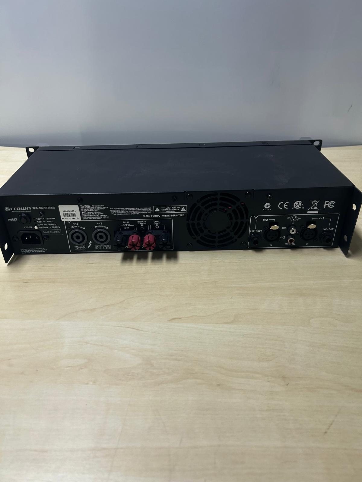 Crown XLS 1000 Digital-Endstufe 2 x 350/215 W Anschlüsse Speakon, XLR, Klinke, Cinch, Schraubklemmen