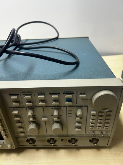 Tektronix Tek TDS 684B Farb Digitales Oszilloskop 4 Kanäle 1 GHz 5 GS/s +P6205