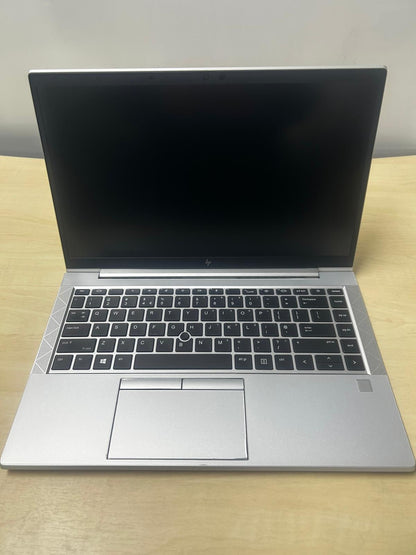 HP Notebook i5 11th gen 15.6'' 8 GB RAM 256 GB Windows 11 Pro Silber