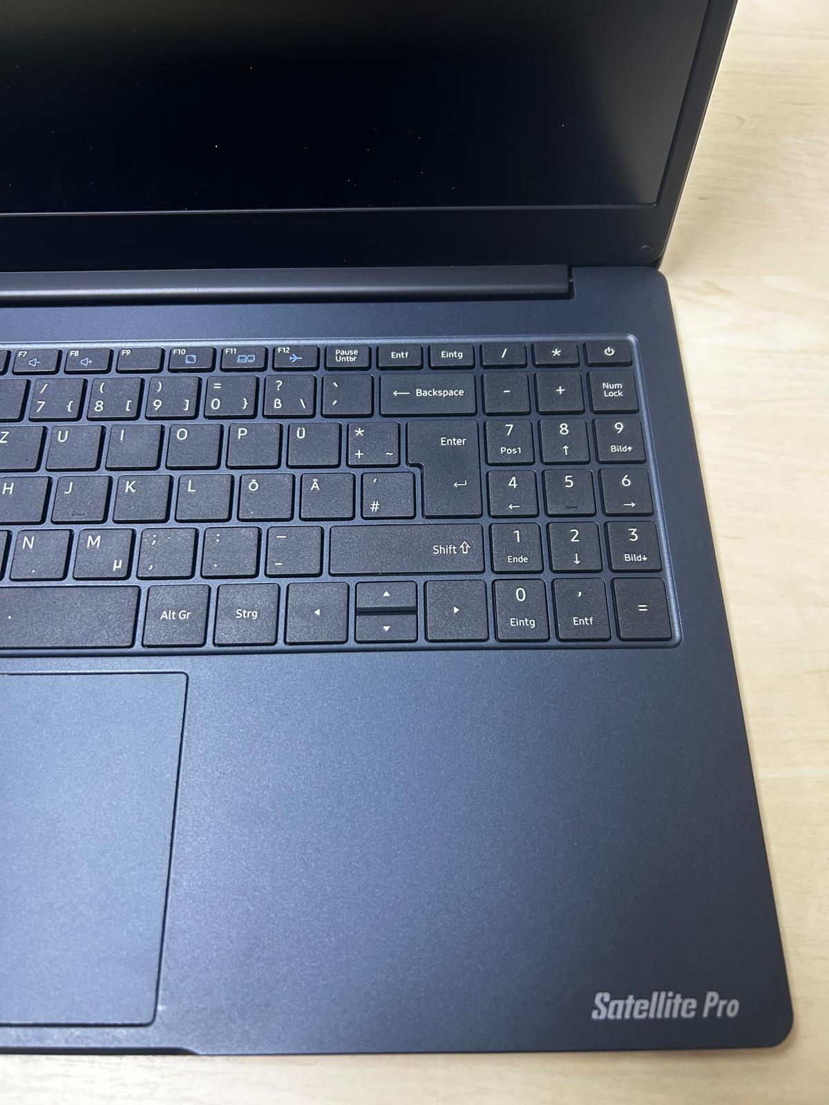 Dynabook Satellite Pro I5-8250U CPU 8.Gen. 8 GB RAM 15.6'' Notebook