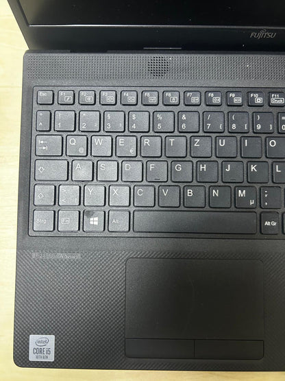 Fujitsu Lifebook A3510 Intel Core i5 10th Gen.8 GB RAM  Notebook 15.6''
