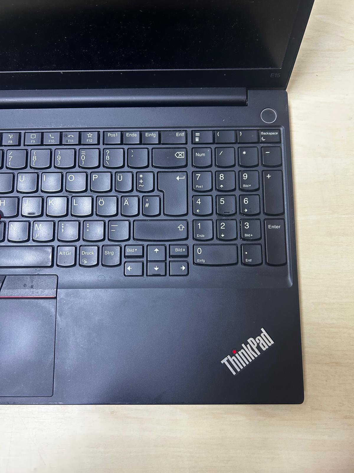 Lenovo Thinkpad E15 Intel Core i7 11. Gen. 16GB RAM 2.8 Ghz 15.6'' Notebook