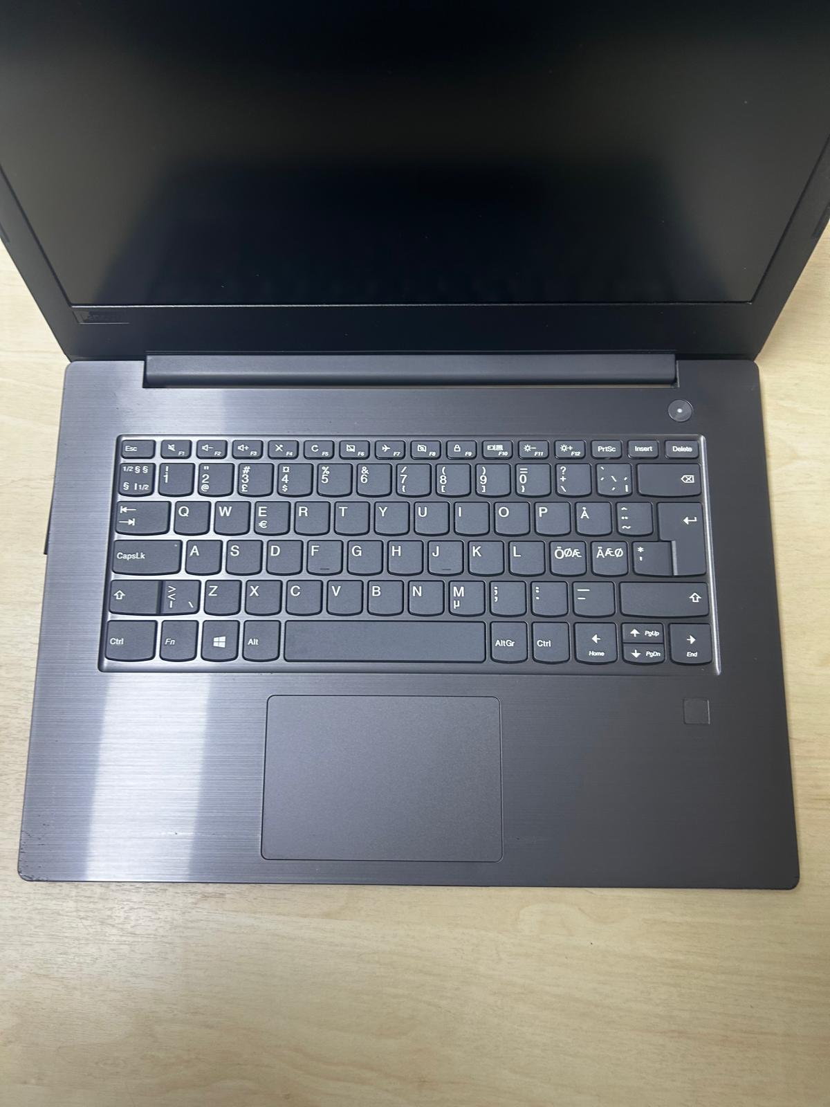LENOVO V330 81B0 Intel Core i5-8250U CPU 12 GB RAM 256 GB 14'' Notebook