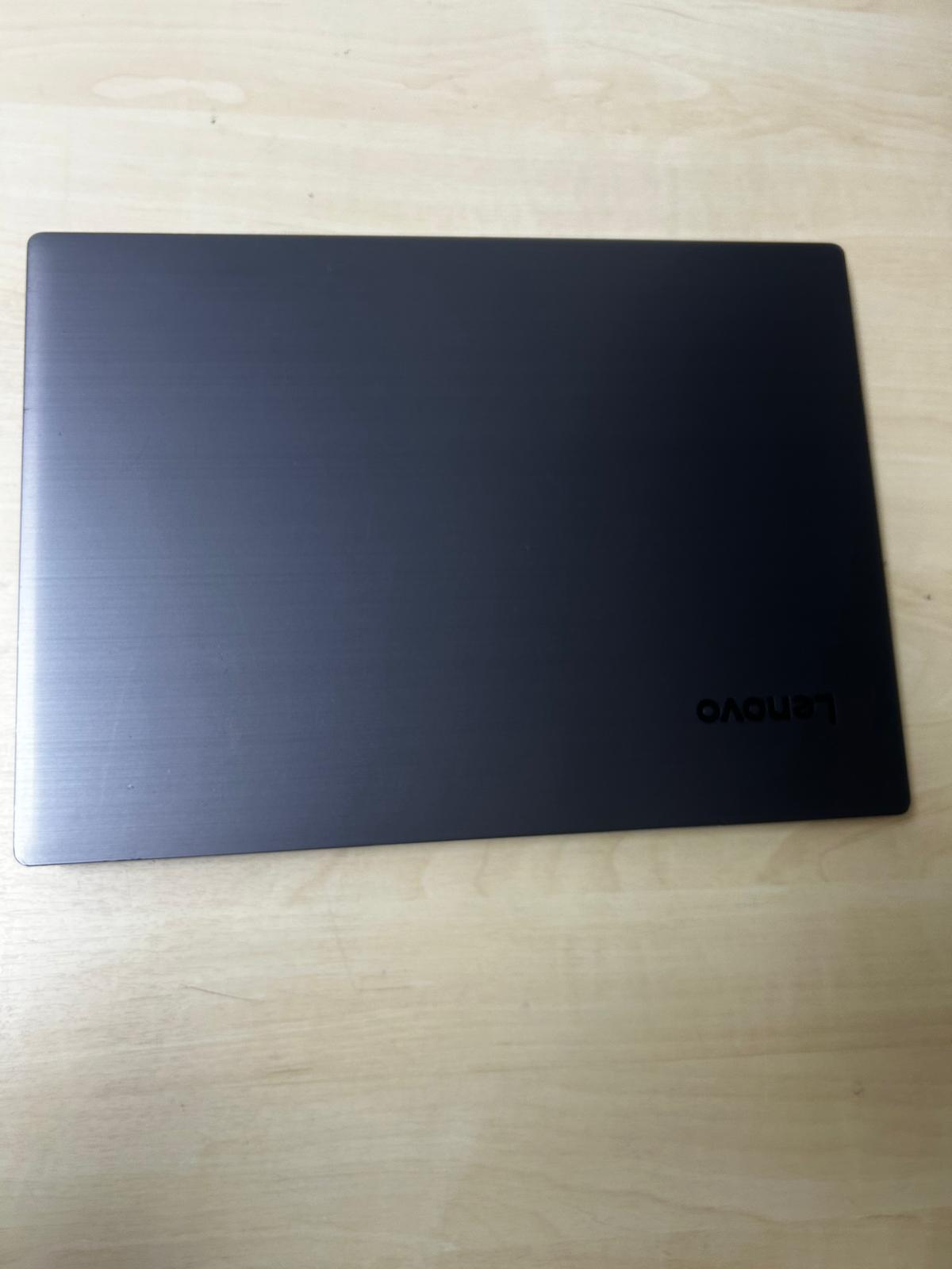 LENOVO V330 81B0 Intel Core i5-8250U CPU 12 GB RAM 256 GB 14'' Notebook
