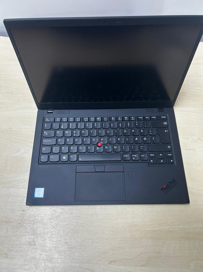 Lenovo Thinkpad X1 Carbon Intel Core  i5-8265U CPU @ 1.60GHz 1.5 GHz 16 GB RAM 512 GB 14'' Notebook