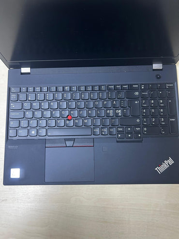 Lenovo Thinkpad T15 Intel(R) Core(TM) i5-10210U CPU @ 1.60GHz 1600 MHz 24GB RAM 256 GB 15'' Notebook