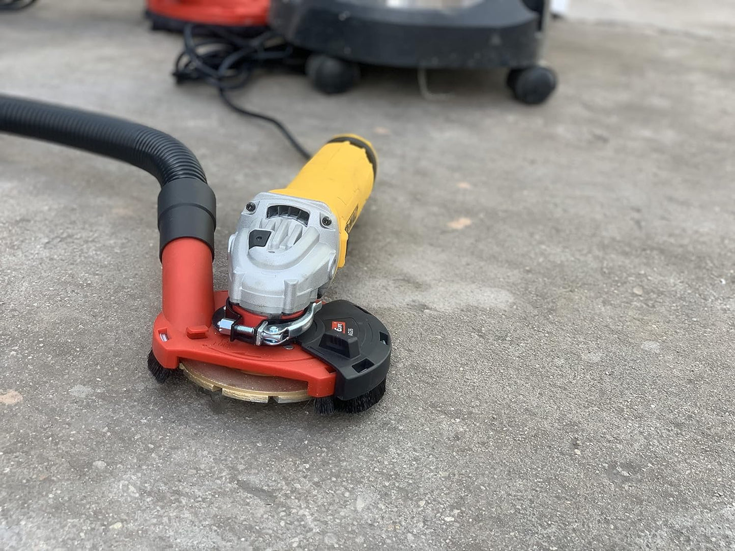 Aidelife Absaughaube für Winkelschleifer 115/125mm + Diamantschleiftopf 125mm x 22,2 mm für Beton