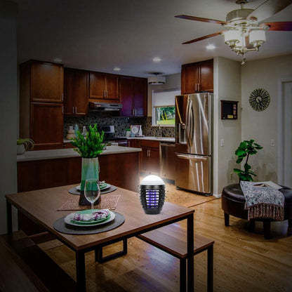 Elektrischer Insektenvernichter 2 in 1 Campinglampe Moskitofalle Wasserdichte UV-Moskitolampe Wiederaufladbare USB-Insektenlampe für Innenbeleuchtung und LED Moskito Killer Insektenvernichter Lampe Mückenfalle Campinglampe