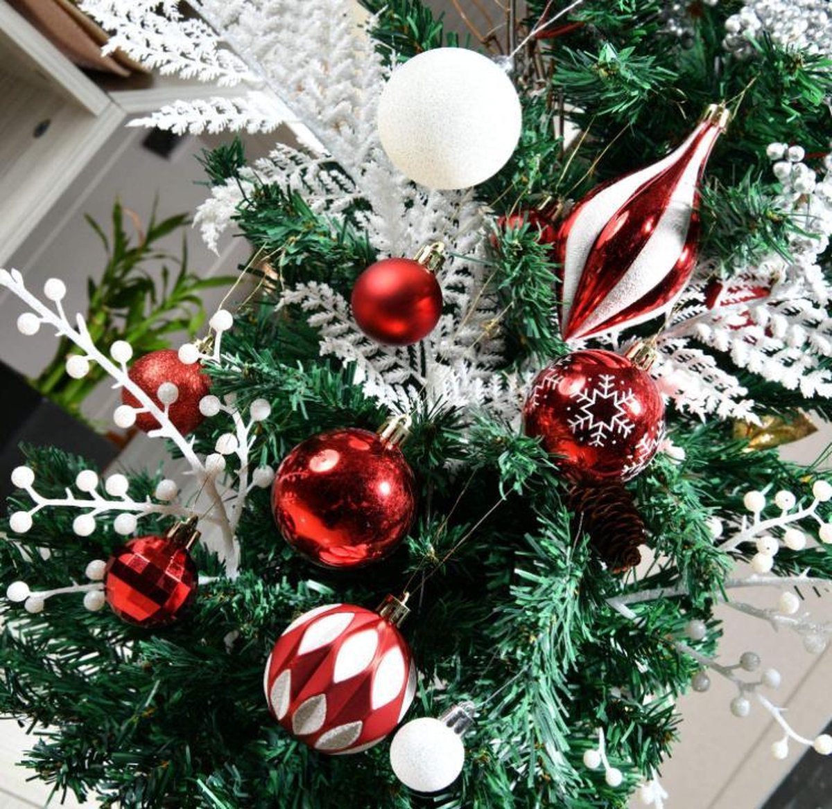 Weihnachtskugeln, Weihnachtsdekorationsset, Rot und Weiß, 68 Stück, in 10 Farben,