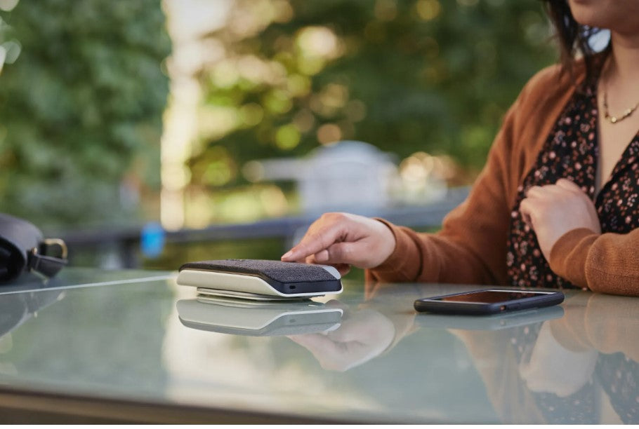 Poly - Sync 20+ Bluetooth-Konferenzlautsprecher tragbare Freisprecheinrichtung